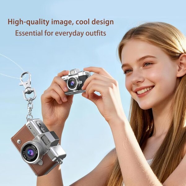 Digital Camera with Flip Screen, Retro Y2K Mini Keychain Camera, Compact Digital Camera with 180° Rotating Screen, Beauty Filter & Image Stabilization, Gift Camera (Brown)